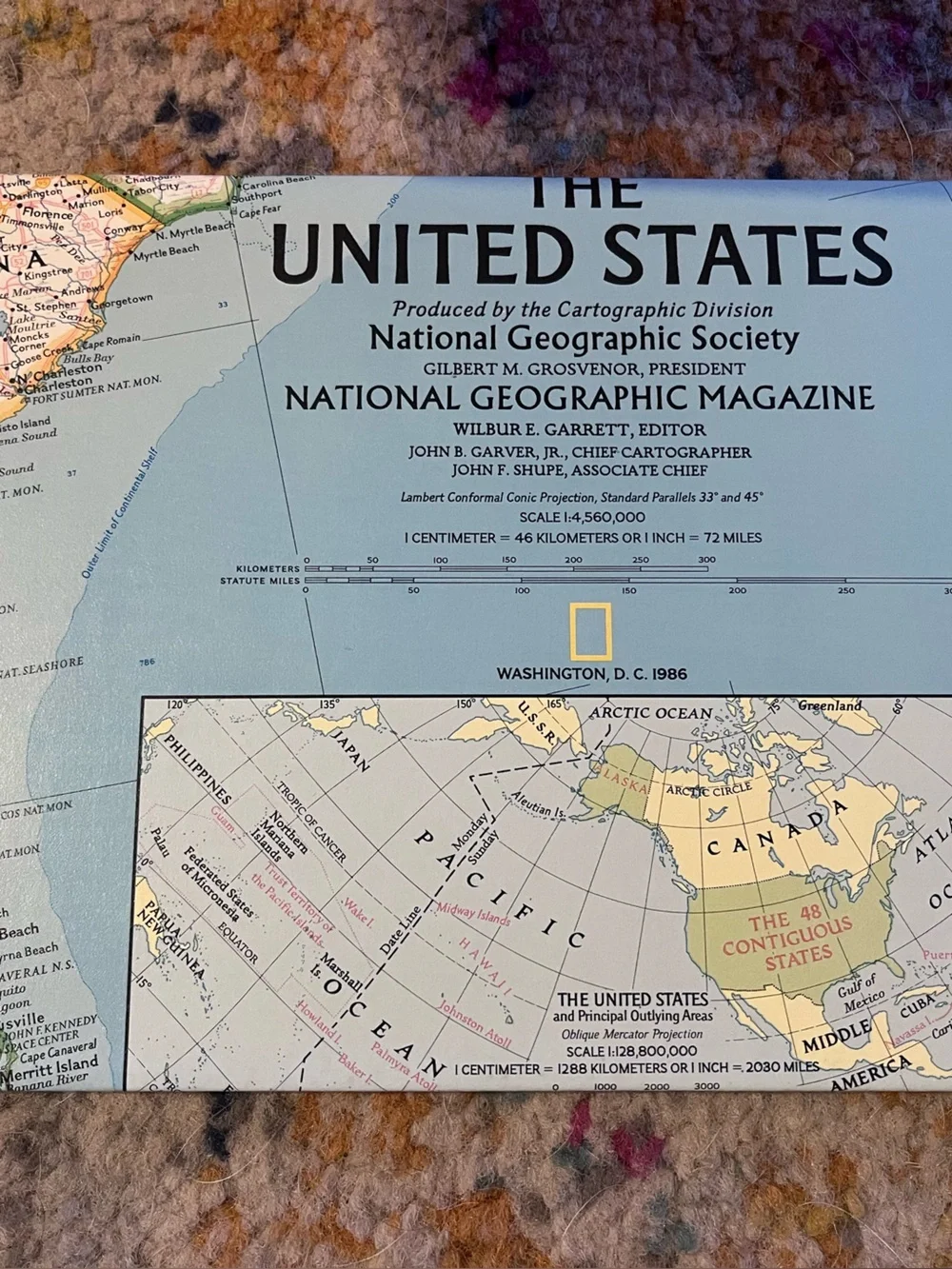 National Geographic Yellow Desk Caddy with Logo - Picture 4 of 8